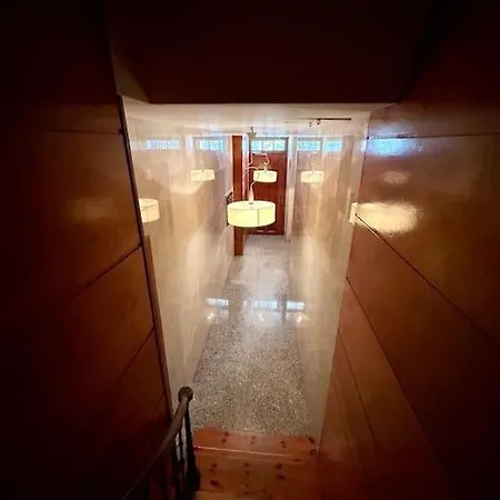 Magnolios De Lain Calvo דירה Burgo