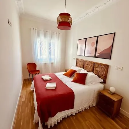Magnolios De Lain Calvo Apartment