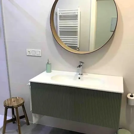 Magnolios De Lain Calvo