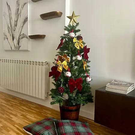 Magnolios De Lain Calvo דירה Burgo